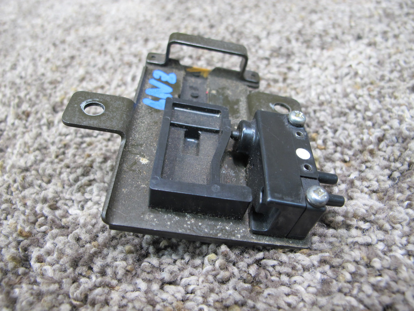 84-89 NISSAN Z31 300ZX FLOOR VENT CONTROL SWITCH OEM