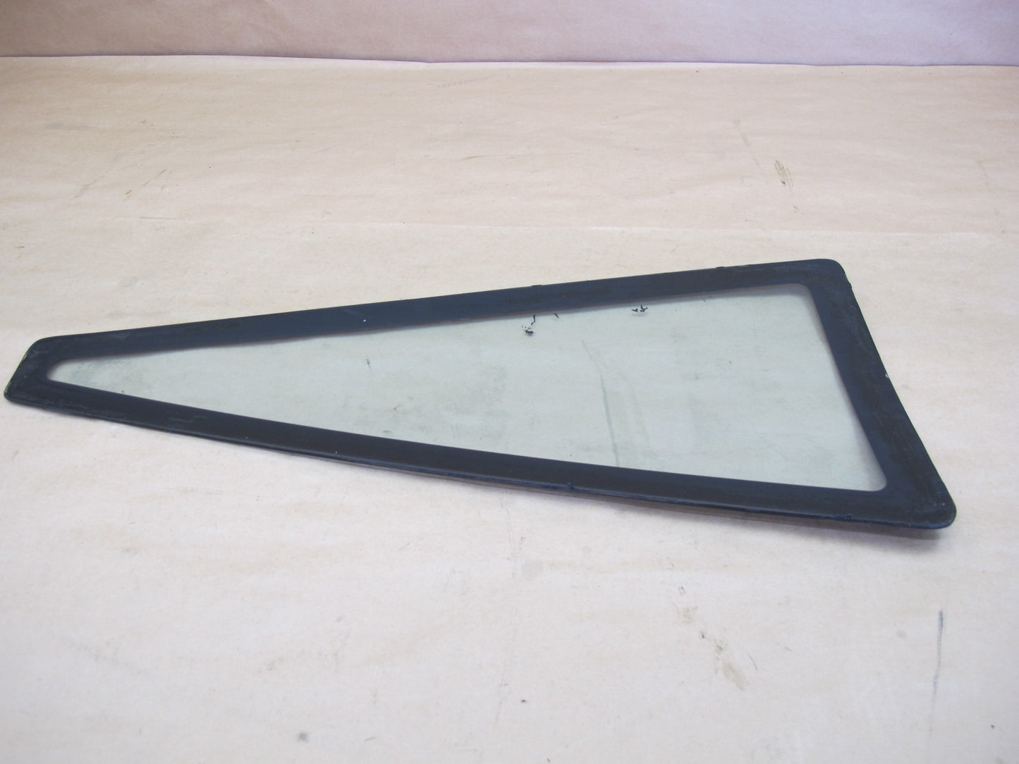 84-89 NISSAN Z31 300ZX 2+0 REAR LEFT QUARTER GLASS WINDOW OEM