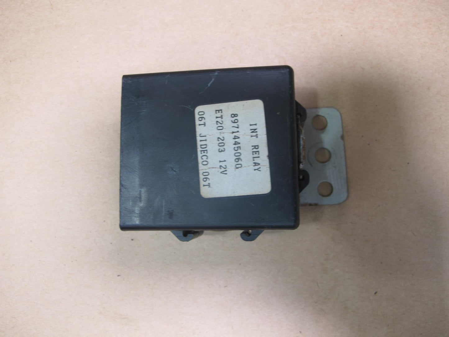 99-01 ISUZU VEHICROSS WIPER RELAY MODULE 8971445060 OEM