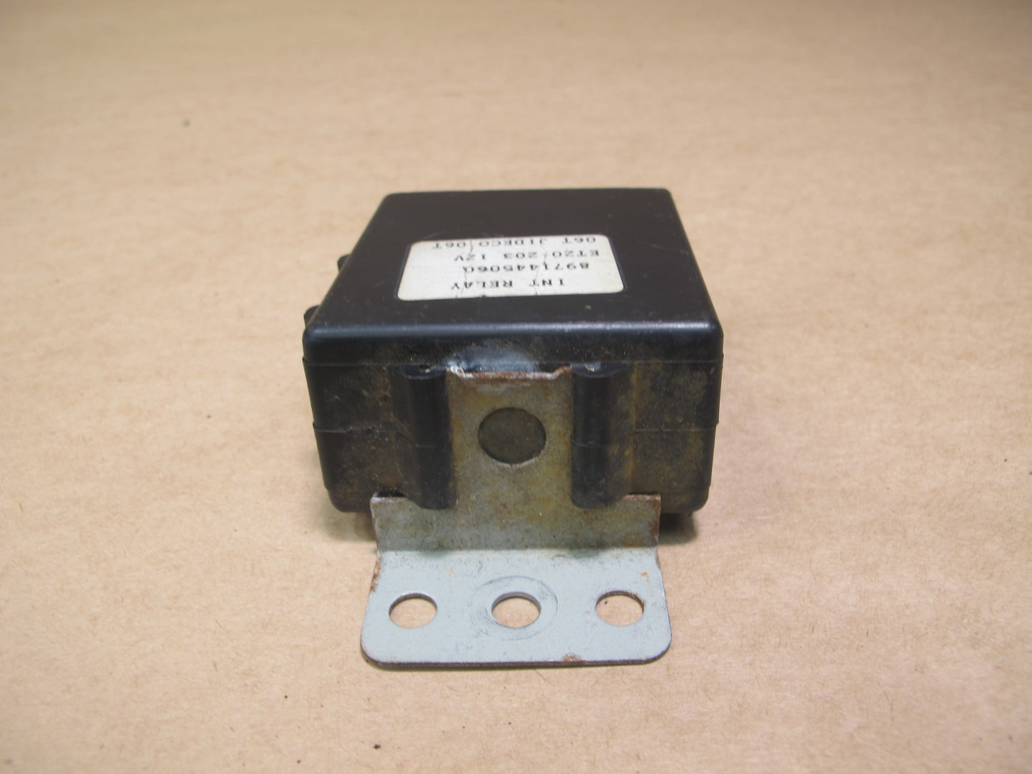 99-01 ISUZU VEHICROSS WIPER RELAY MODULE 8971445060 OEM