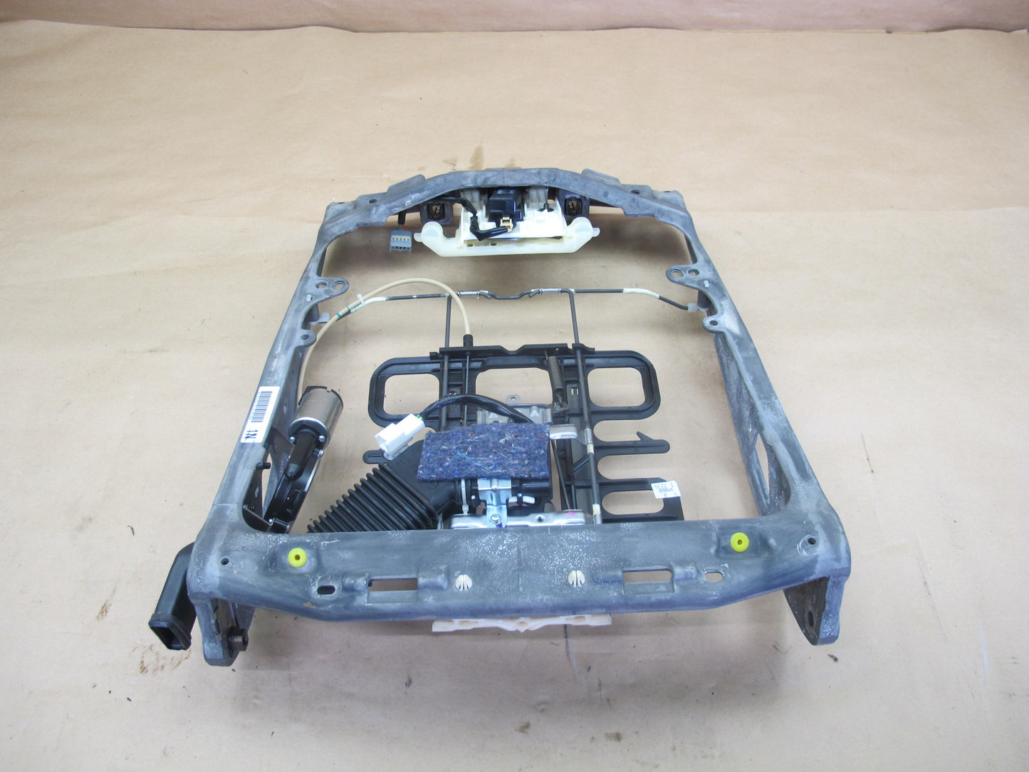 08-16 LEXUS UVF46 LS600h FRONT RIGHT SEAT UPPER BACKREST FRAME RAIL MOTOR OEM