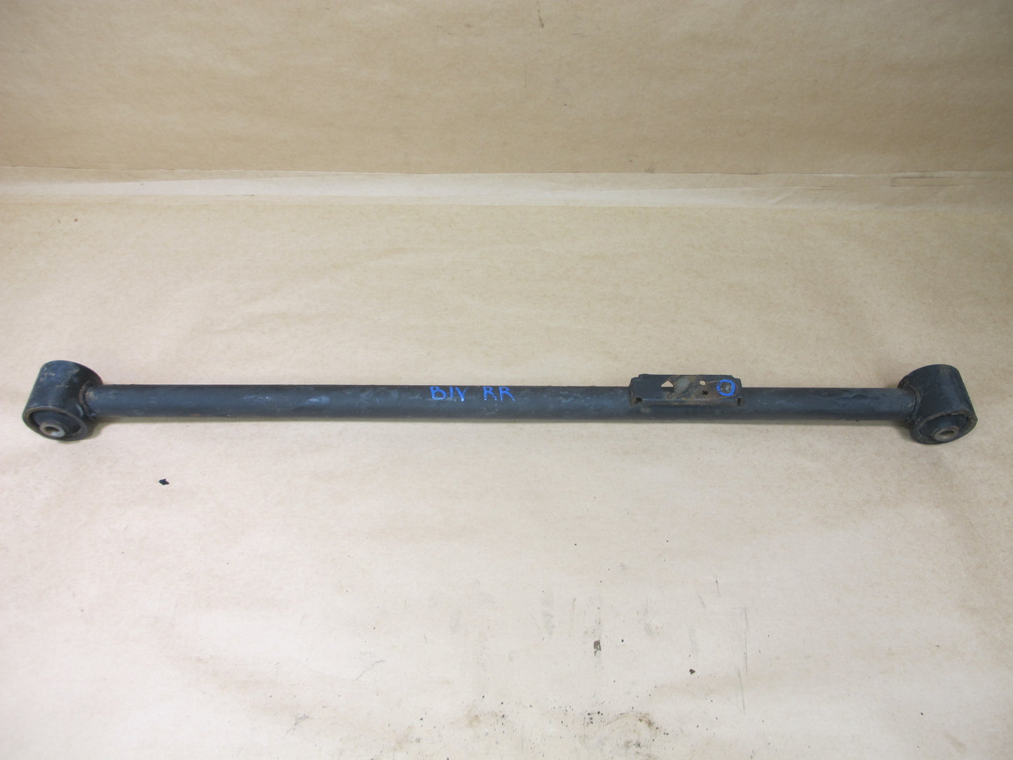 99-01 ISUZU VEHICROSS REAR RIGHT TRAILING ARM OEM