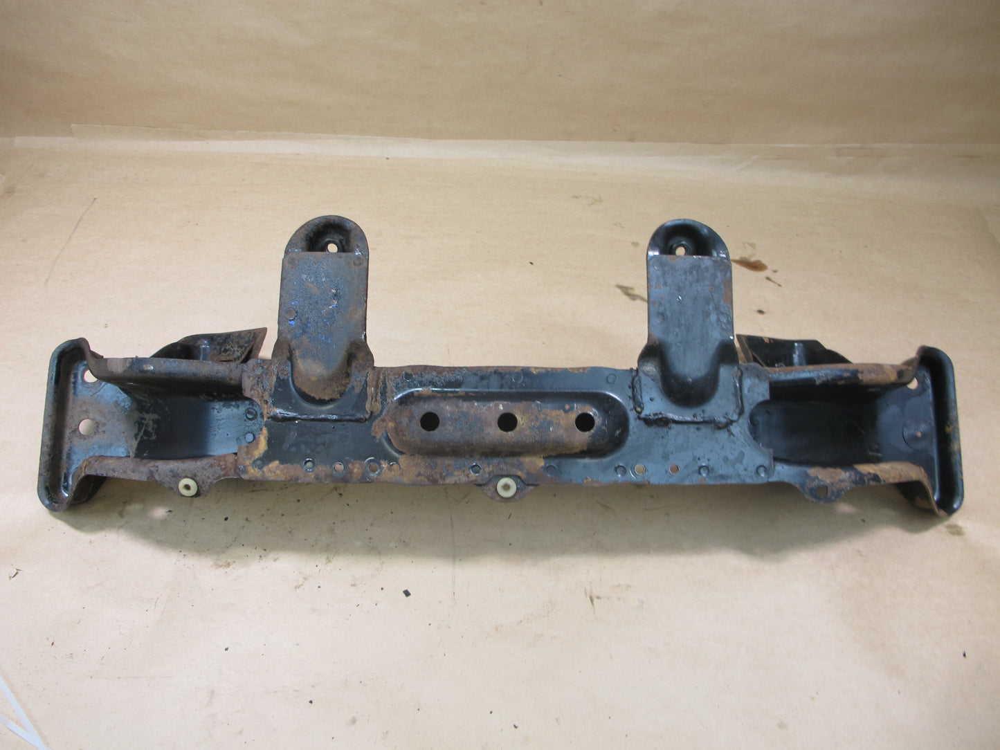 99-01 ISUZU VEHICROSS FRONT SUSPENSION CROSSMEMBER SUB FRAME SUBFRAME OEM