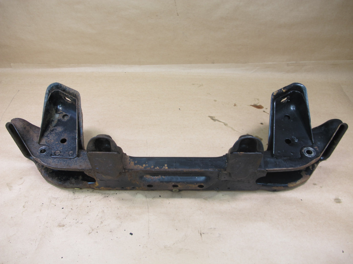 99-01 ISUZU VEHICROSS FRONT SUSPENSION CROSSMEMBER SUB FRAME SUBFRAME OEM