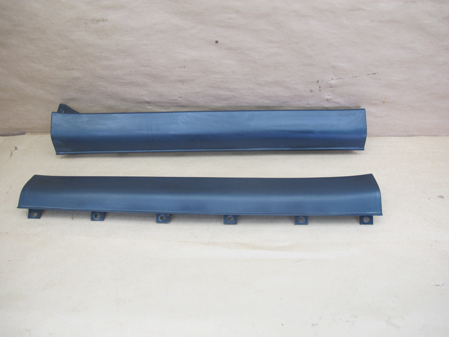 99-01 ISUZU VEHICROSS SET OF 2 RIGHT & LEFT ROCKER PANEL MOLDING OEM