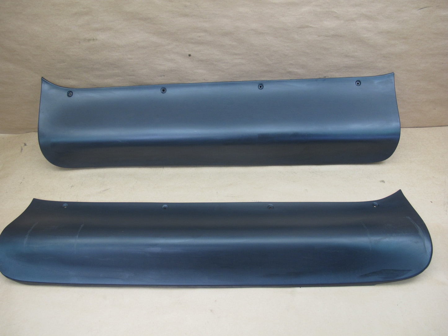 99-01 ISUZU VEHICROSS LEFT & RIGHT DOOR EXTERIOR LOWER TRIM MOLDING SET OEM