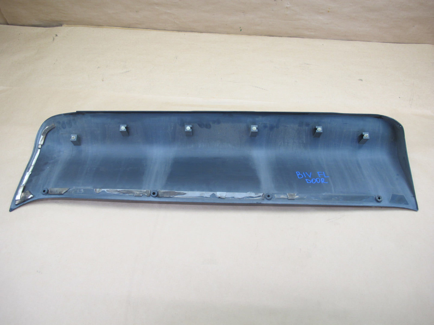 99-01 ISUZU VEHICROSS LEFT & RIGHT DOOR EXTERIOR LOWER TRIM MOLDING SET OEM