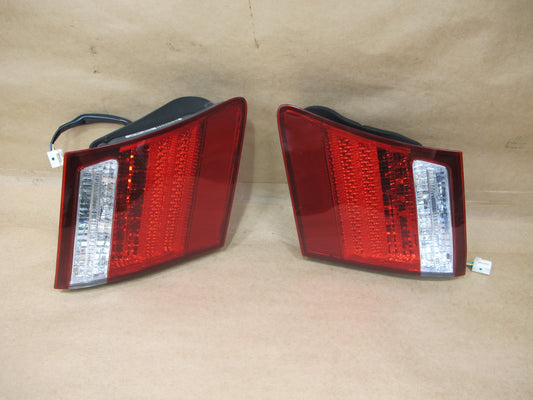 08-09 LEXUS UVF46 LS600h SET OF 2 REAR LEFT & RIGHT INNER TAIL LIGHT LAMP OEM