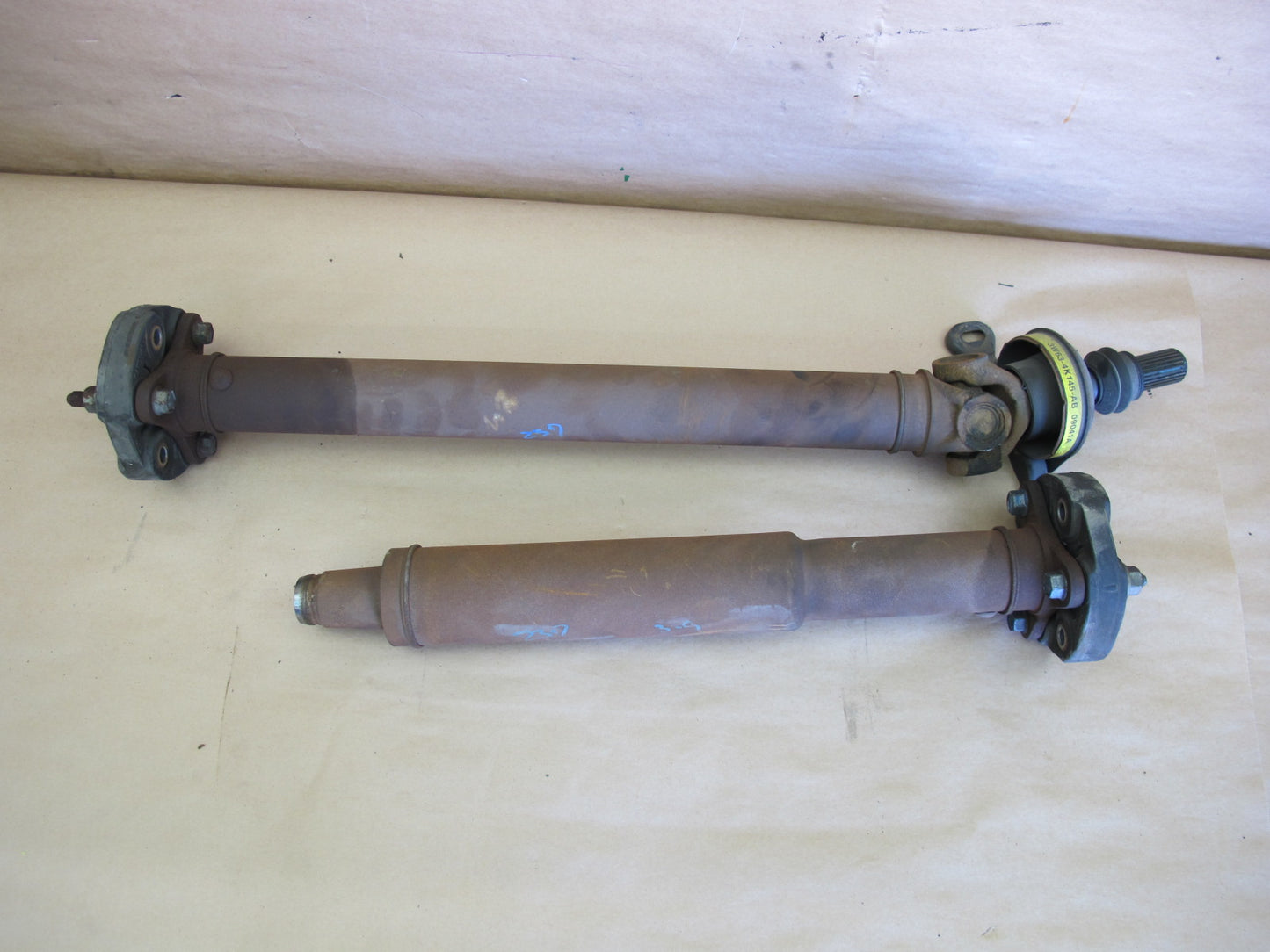 04-05 FORD THUNDERBIRD 3.9L A/T REAR DRIVE SHAFT DRIVESHAFT 3W63-4K145-AB OEM