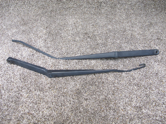 02-05 FORD THUNDERBIRD SET OF 2 FRONT WINDSHIELD LEFT & RIGHT WIPER ARM OEM