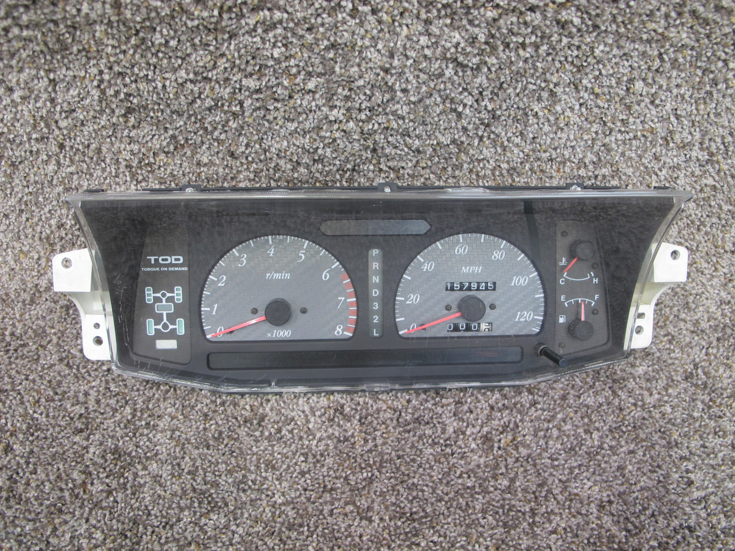 99-01 ISUZU VEHICROSS INSTRUMENT SPEEDOMETER CLUSTER GAUGE 8972081943 OEM