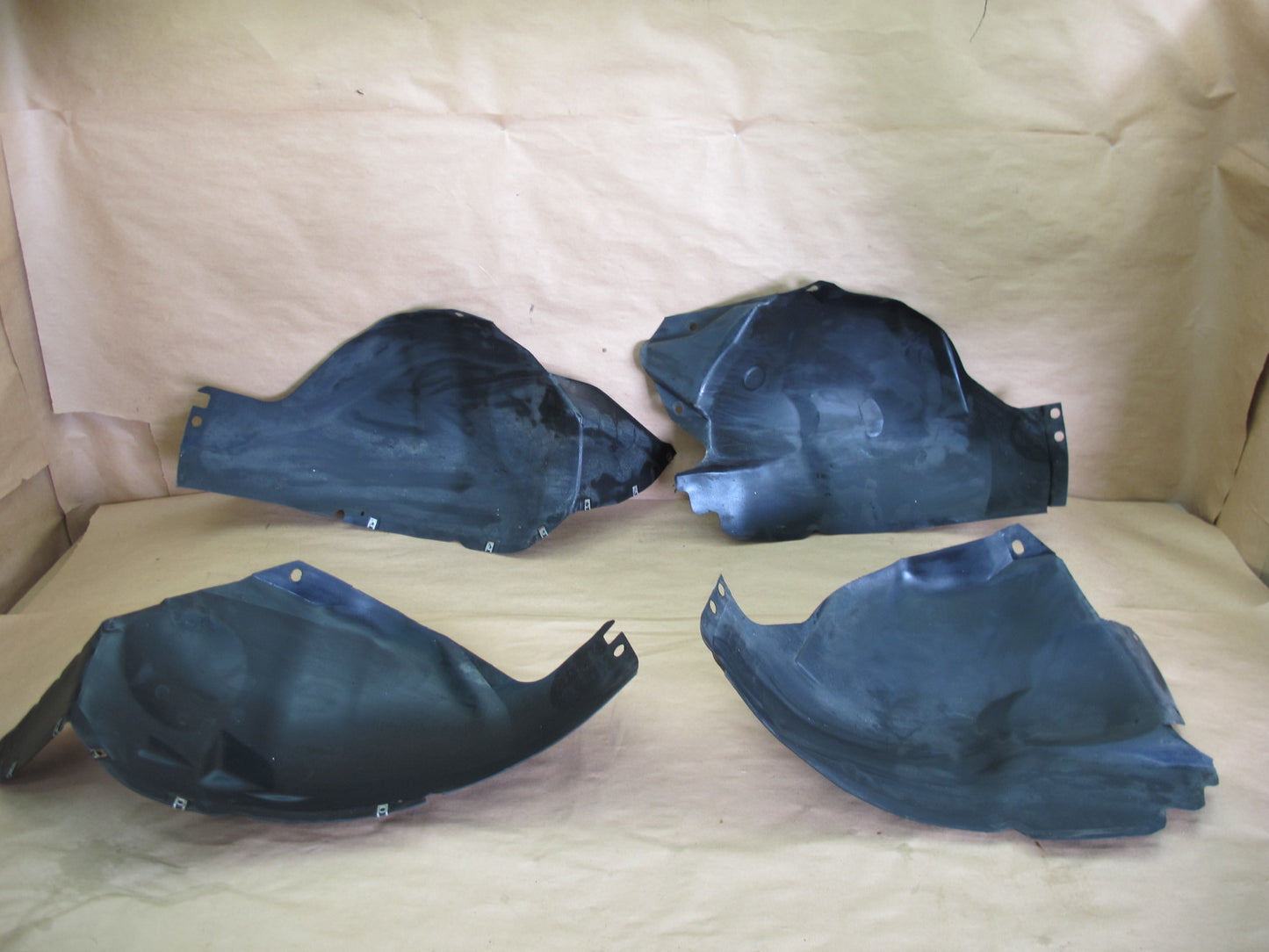 02-05 FORD THUNDERBIRD SET OF 4 FENDER WHEEL ARCH SPLASH SHIELD GUARD OEM