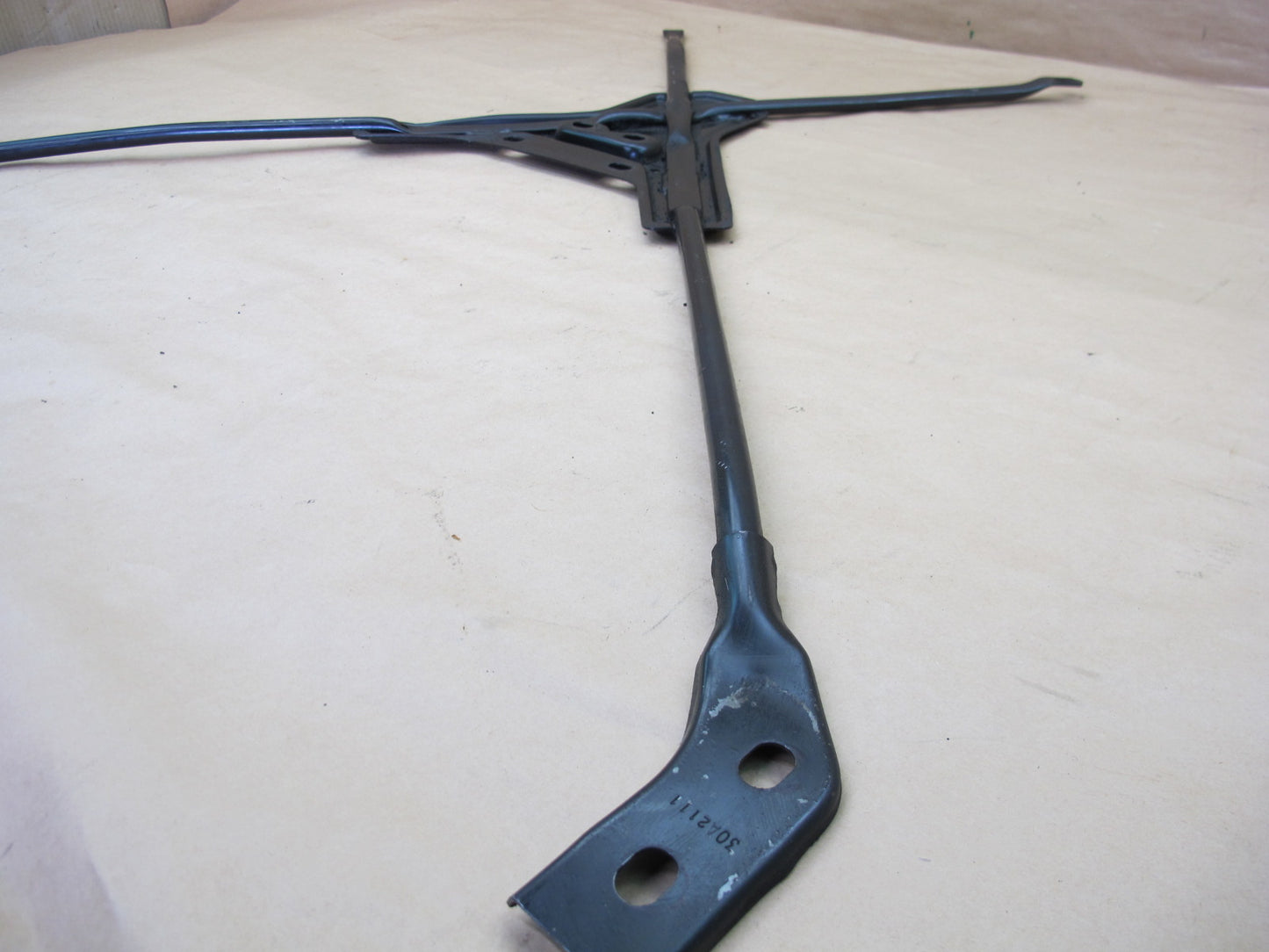 02-05 FORD THUNDERBIRD UNDER BODY SUSPENSION CHASSIS BRACE BAR OEM