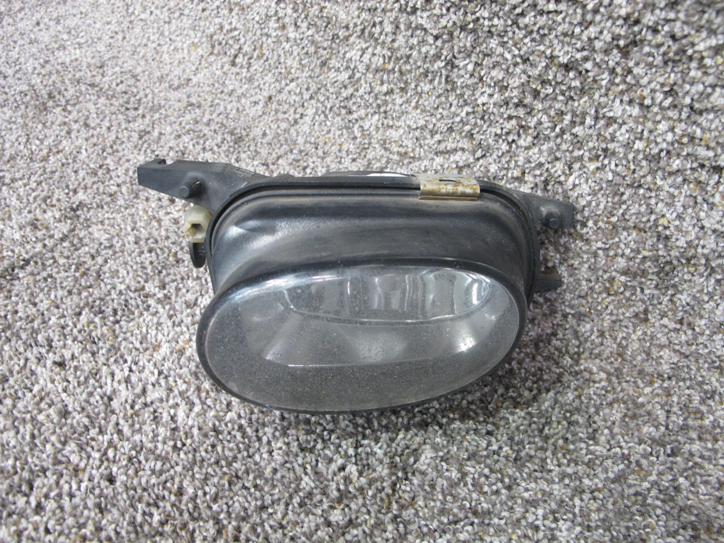 03-06 MERCEDES R230 SL-CLASS FRONT LEFT FOG LIGHT LAMP OEM