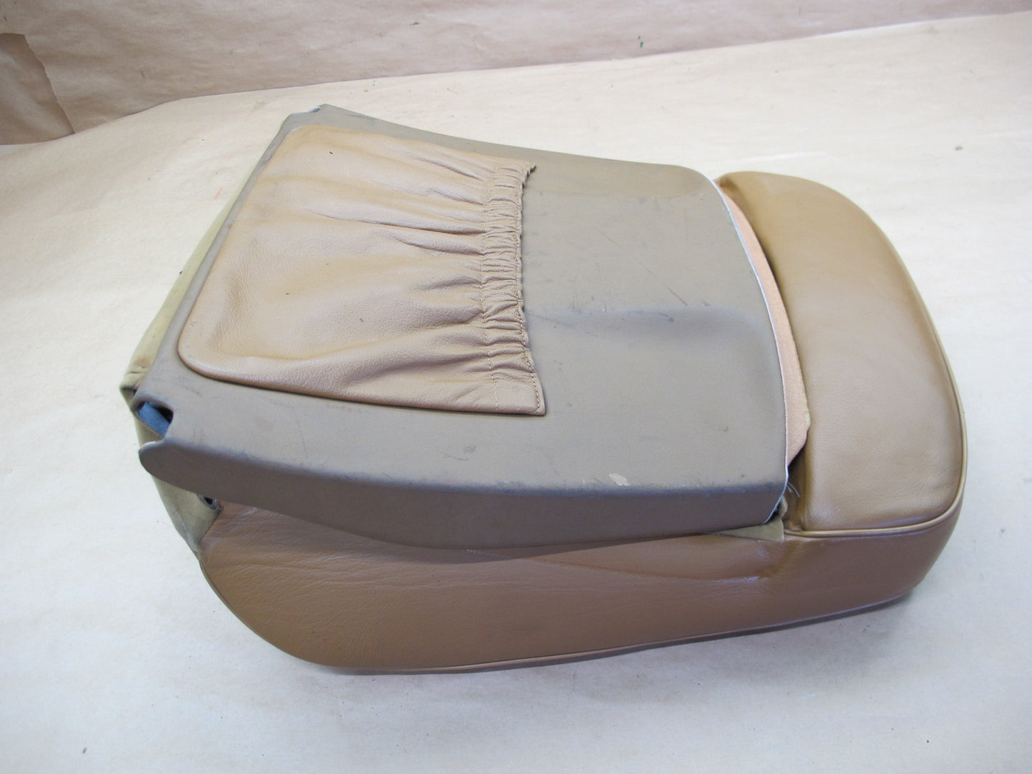 94-99 MERCEDES W140 S-CLASS FRONT LEFT SEAT UPPER BACKREST LEATHER CUSHION OEM