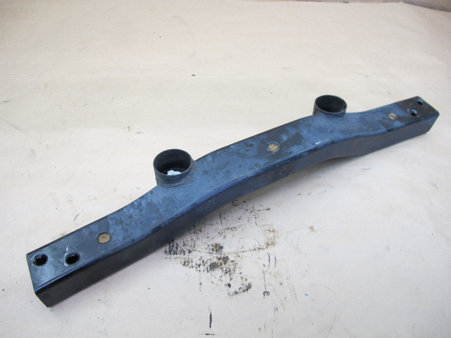 06-09 PONTIAC SOLSTICE REAR DIFFERENTIAL CROSSMEMBER SUPPORT BAR OEM