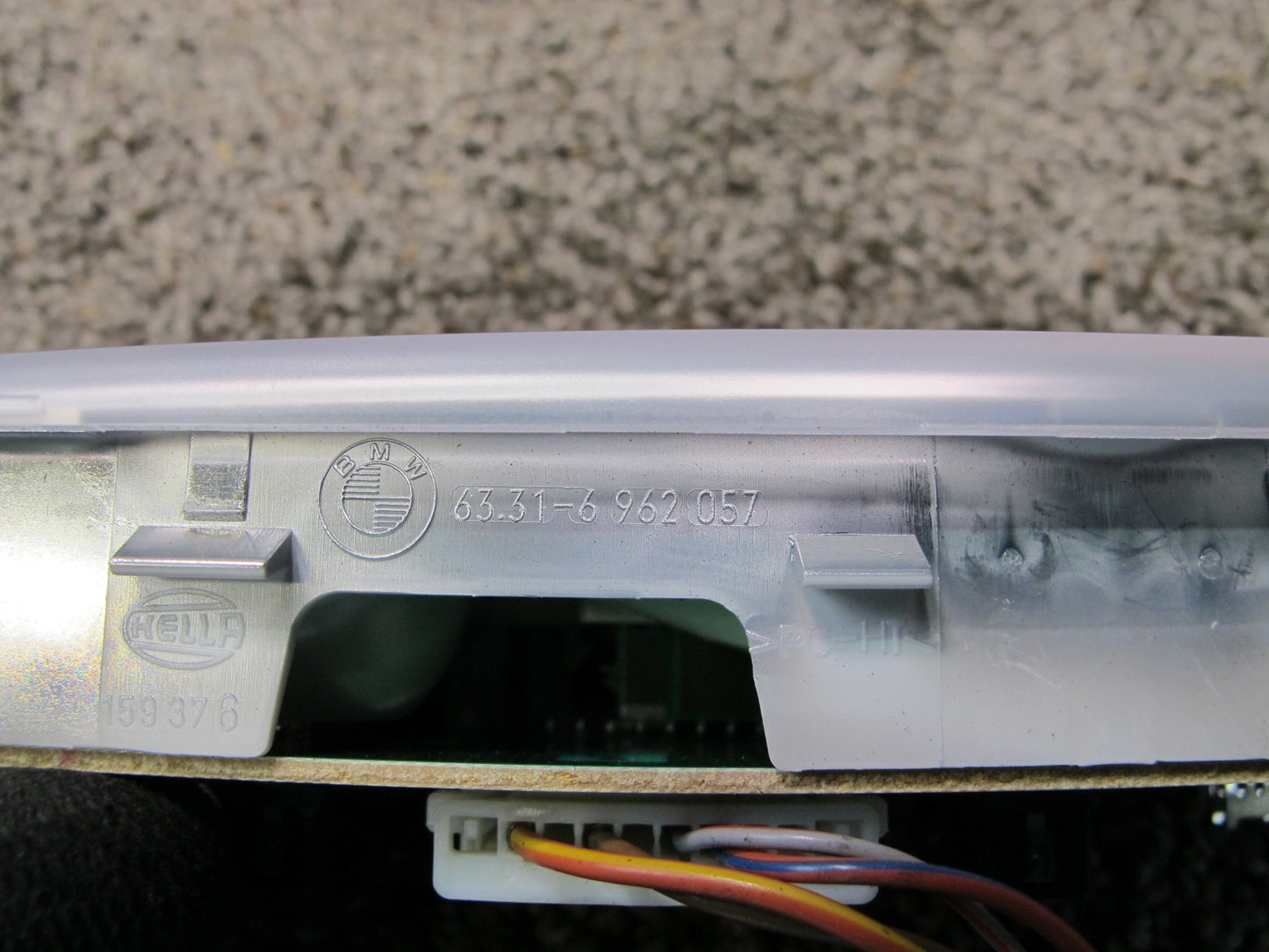 04-10 BMW E60 E61 REAR OVERHEAD CONSOLE SWITCH PANEL DOME LIGHT LAMP OEM