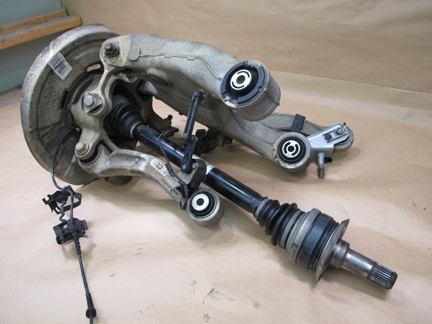 11-16 BMW F10 RWD REAR LEFT SPINDLE KNUCKLE WHEEL HUB AXLE SHAFT ARM SET OEM