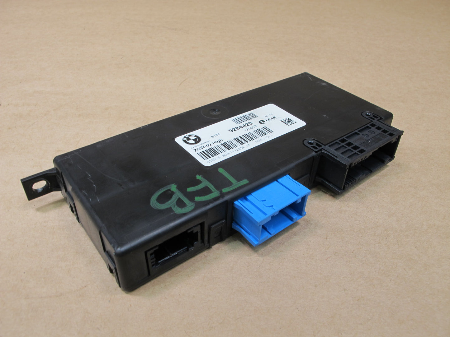 11-16 BMW F07 F10 F11 5-SERIES CENTRAL GATEWAY CONTROL MODULE 9284420 OEM