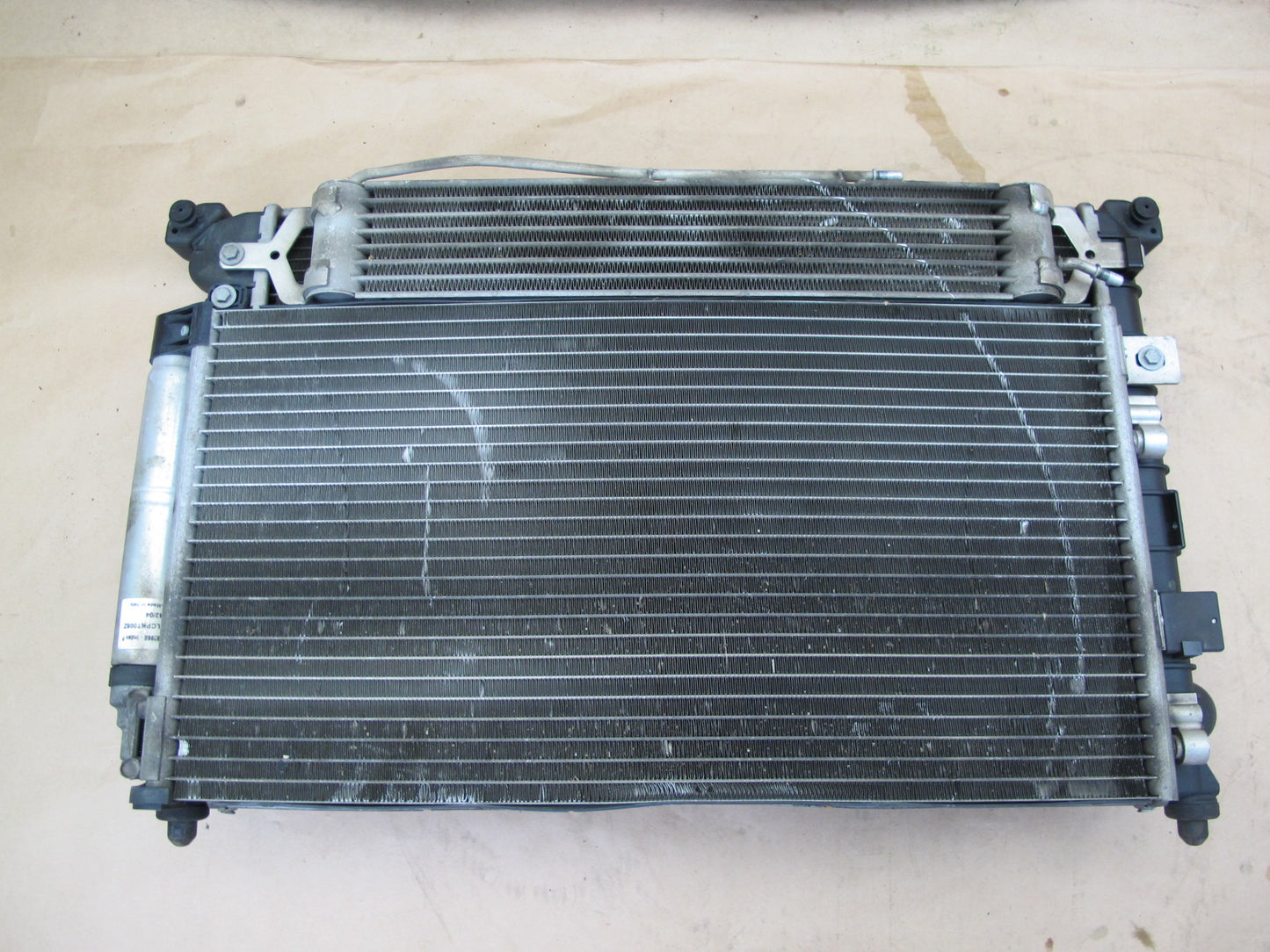 02-08 MINI COOPER R50 R52 ENGINE RADIATOR CONDENSER CORE SUPPORT ASSEMBLY OEM