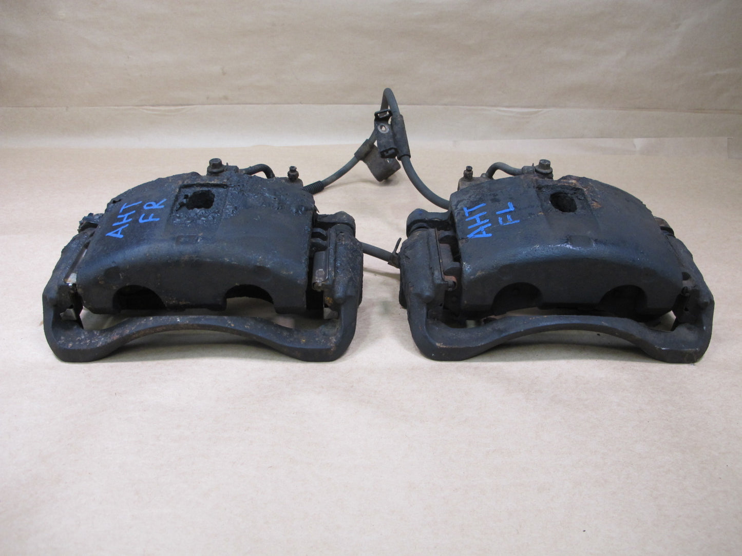 2003-2009 HUMMER H2 FRONT RIGHT & LEFT SIDE BRAKE CALIPER SET