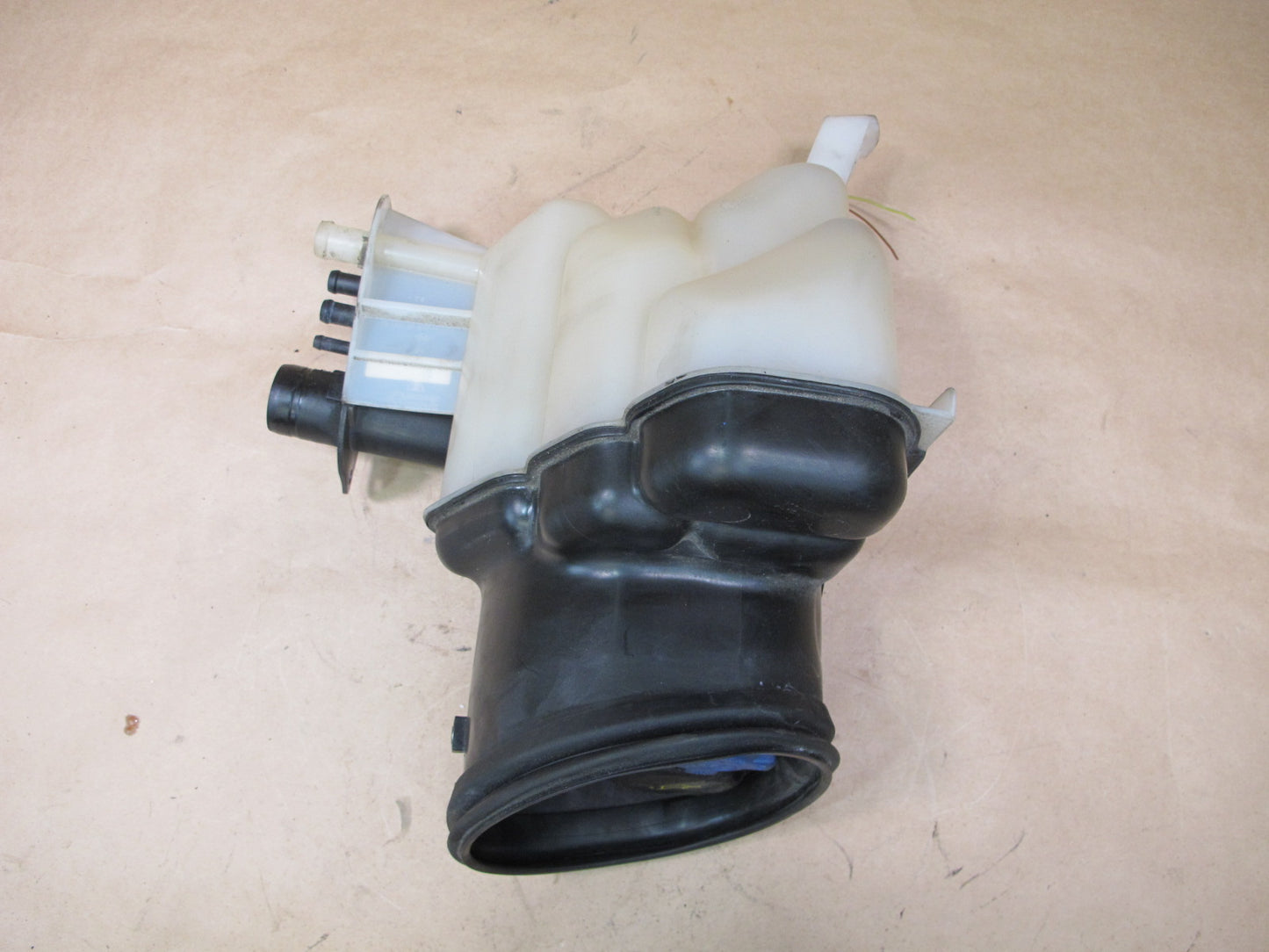 2005-2008 PORSCHE BOXSTER 987 ENGINE COOLANT EXPANSION OVERFLOW RESERVOIR TANK