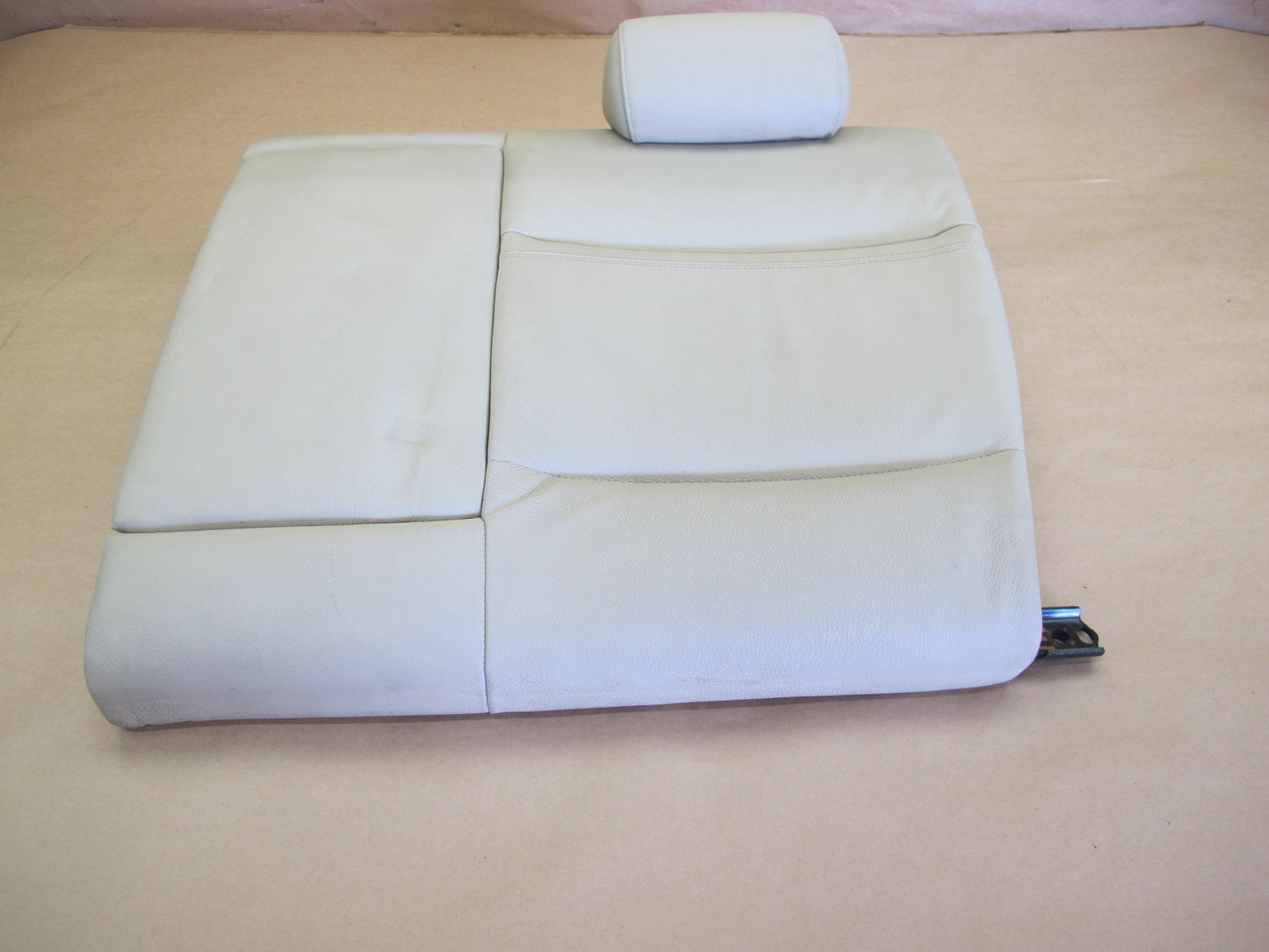 07-11 BMW E92 REAR LEFT DRIVER SIDE UPPER SEAT LEATHER CUSHION BEIGE OEM