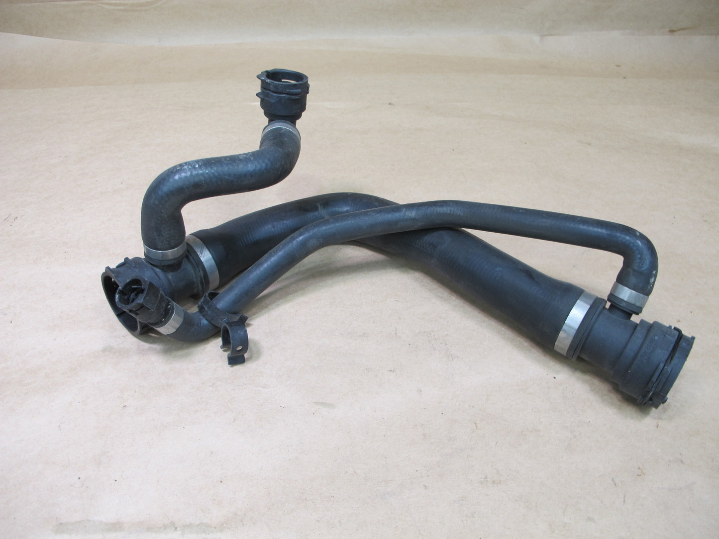 08-10 BMW E60 550I N62 ENGINE WATER COOLING RADIATOR HOSE LINE PIPE SET OEM