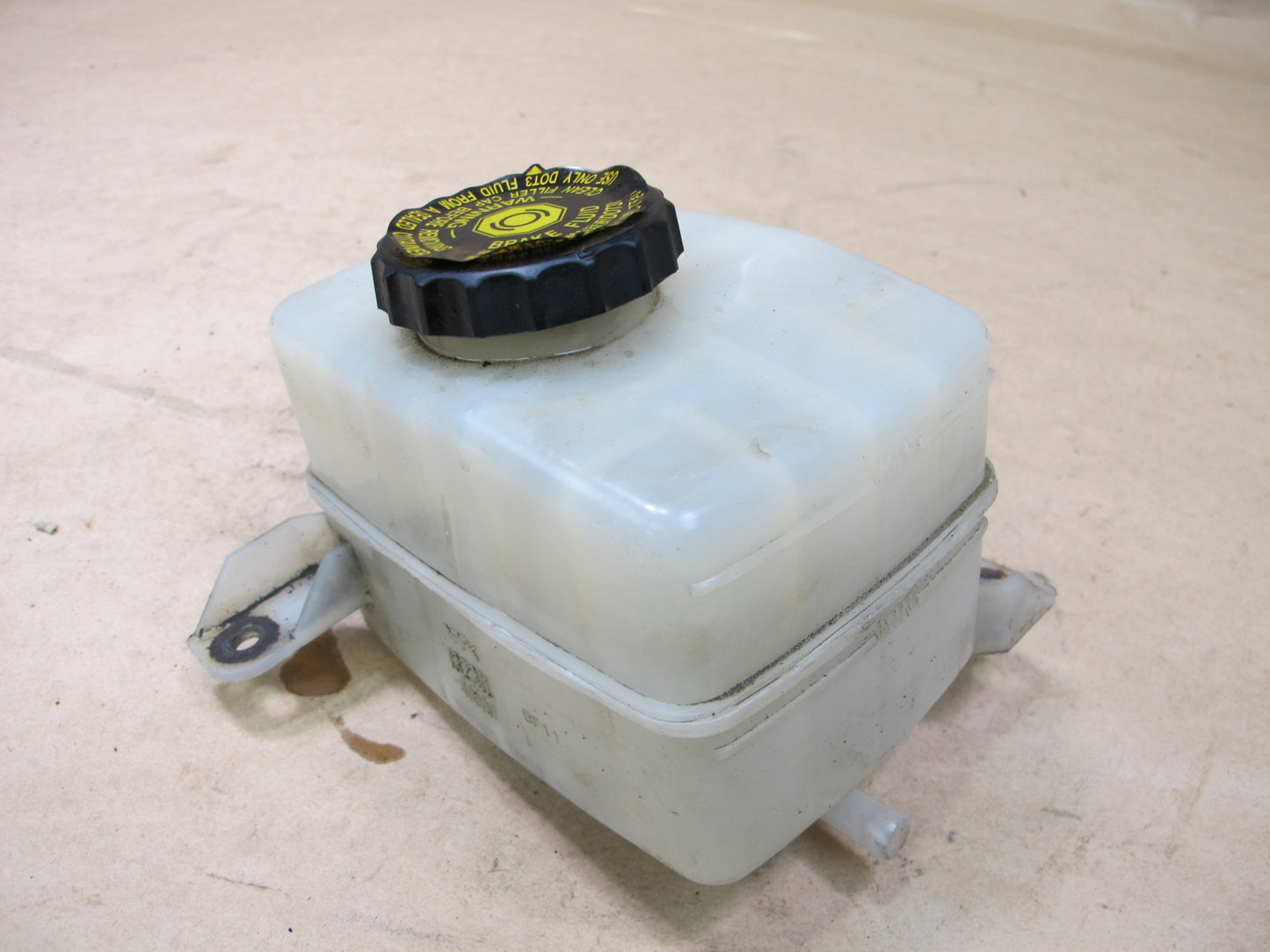 06-08 LEXUS XU30 RX400h BRAKE MASTER CYLINDER FLUID RESERVOIR BOTTLE TANK  OEM