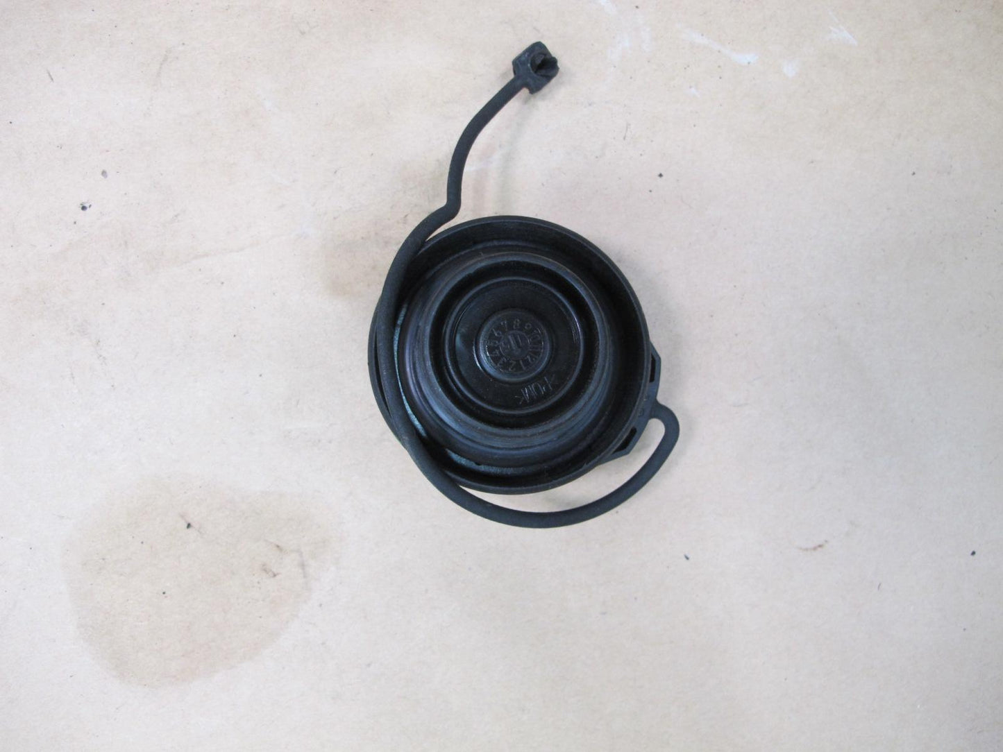 2005-2008 PORSCHE BOXSTER 987 GAS FUEL CAP COVER