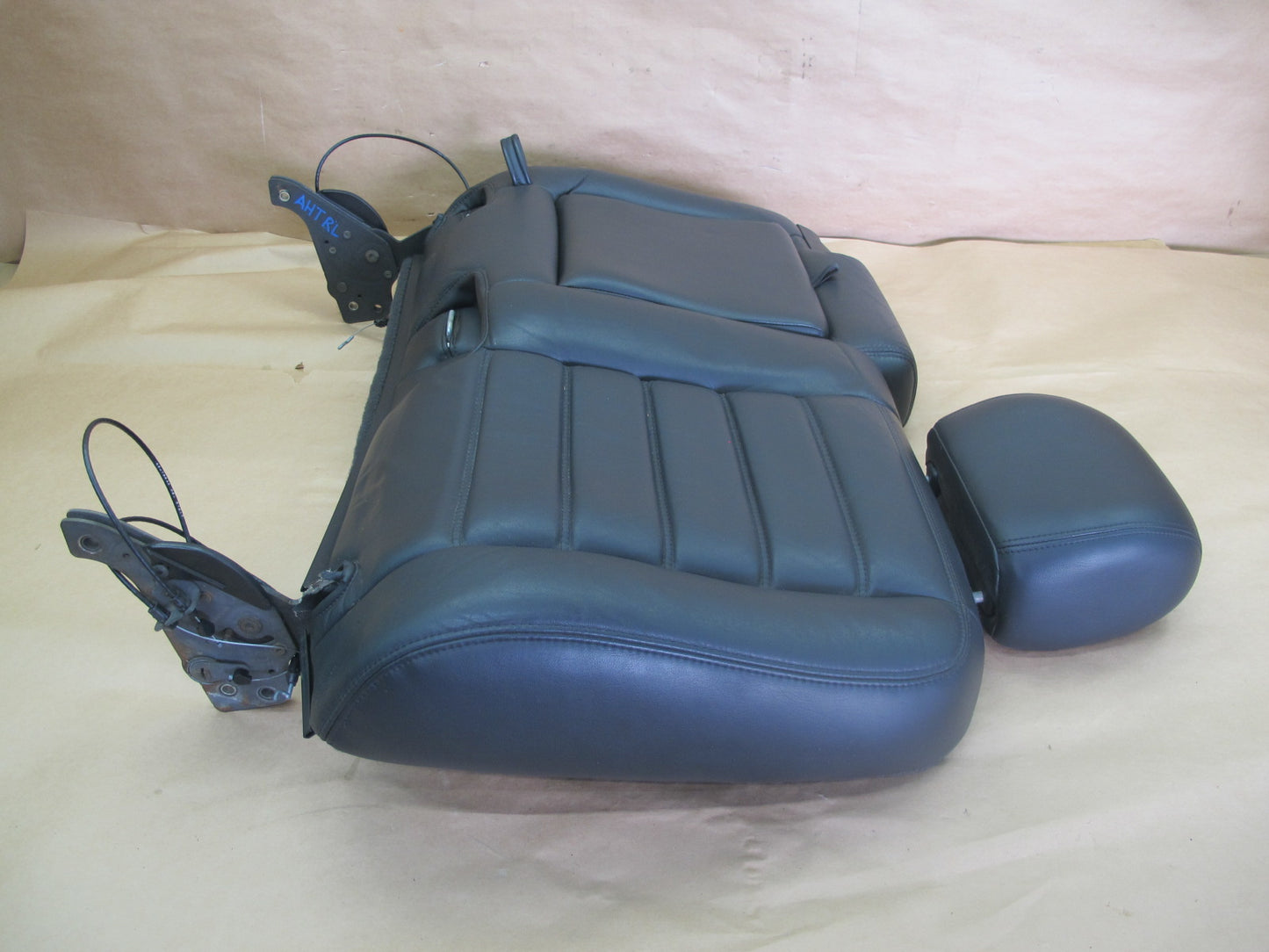 2003-2007 HUMMER H2 REAR LEFT DRIVER SIDE SEAT UPPER CUSHION LEATHER BLACK