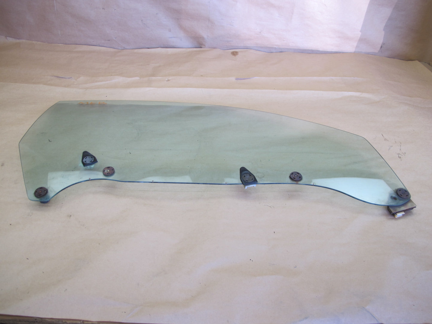 95-99 MITSUBISHI ECLIPSE COUPE RIGHT DOOR GLASS WINDOW OEM