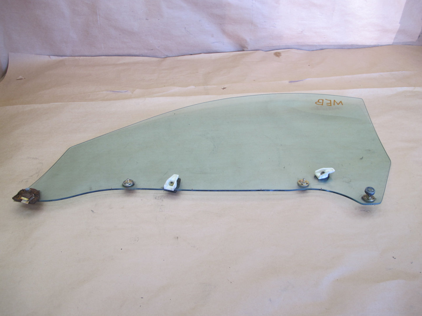 95-99 MITSUBISHI ECLIPSE COUPE RIGHT DOOR GLASS WINDOW OEM