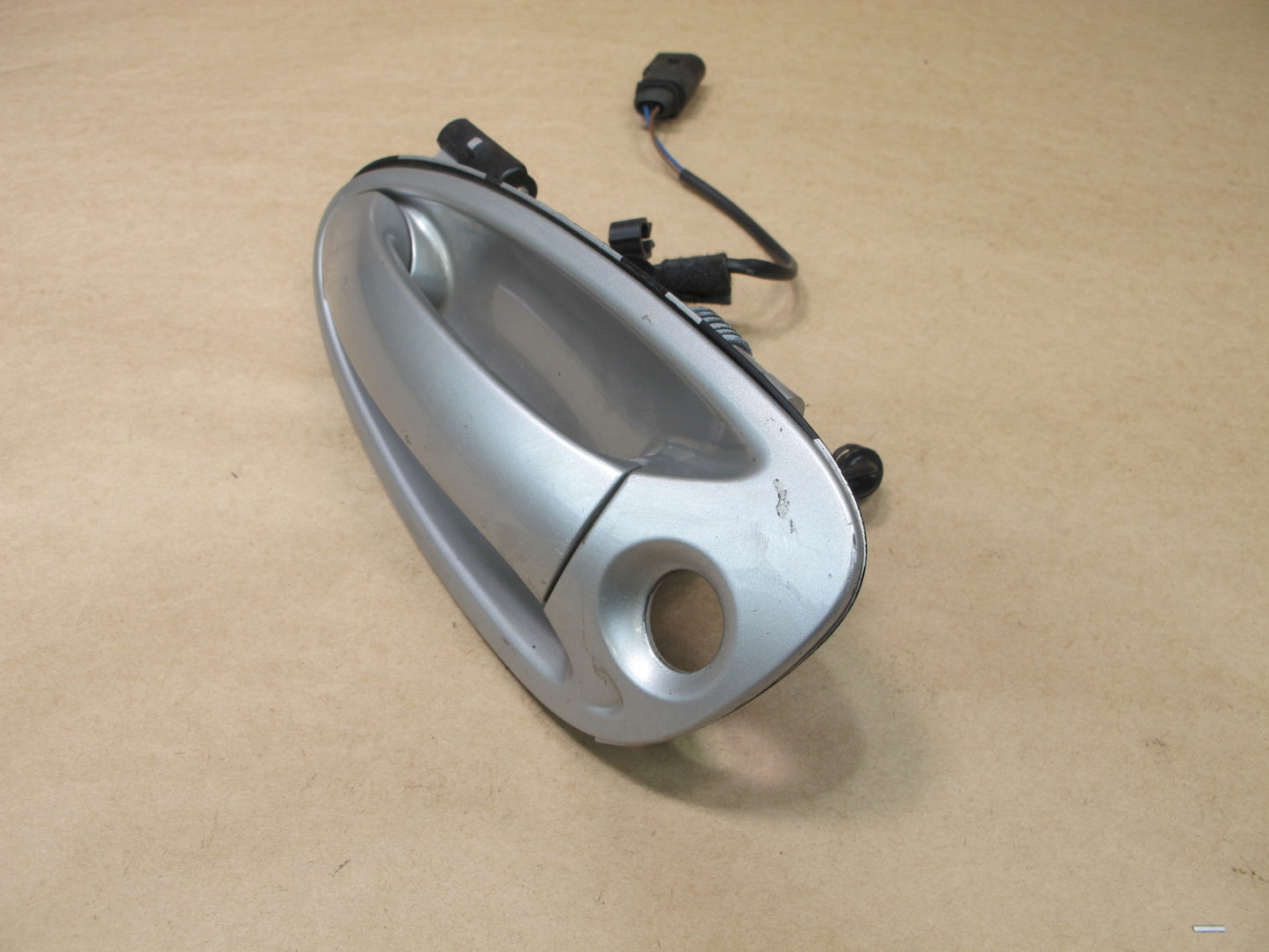 2005-2008 PORSCHE BOXSTER 987 LEFT DOOR EXTERIOR HANDLE 99753706100