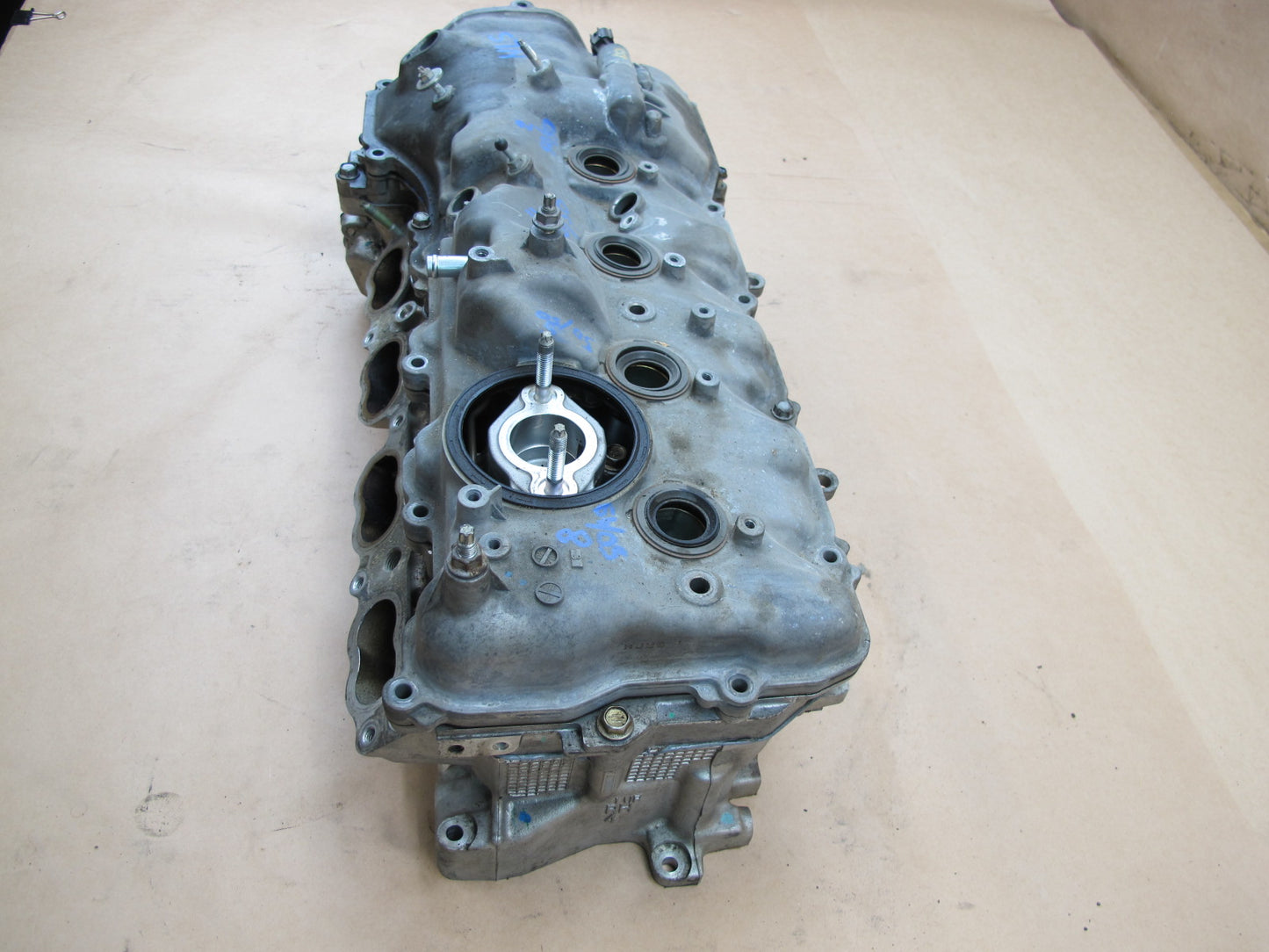 08-09 LEXUS LS600hL 5.0L 2URFSE ENGINE RIGHT CYLINDER HEAD W CAMSHAFTS OEM