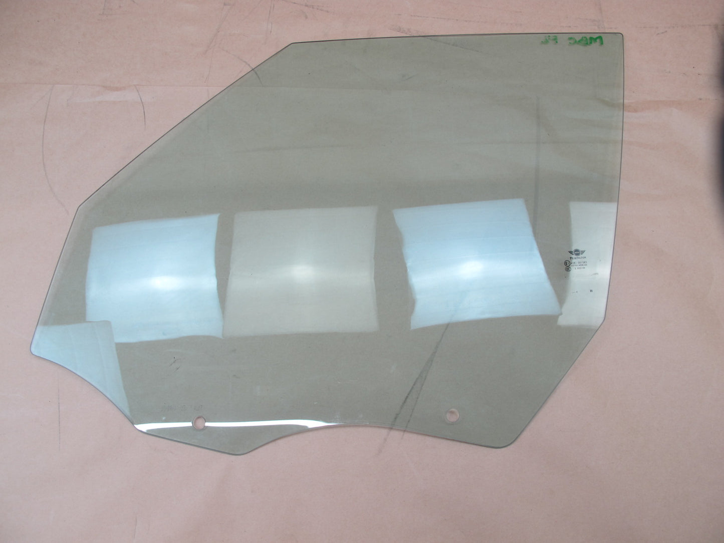 11-16 MINI COOPER R60 COUNTRYMAN FRONT LEFT DOOR GLASS WINDOW OEM