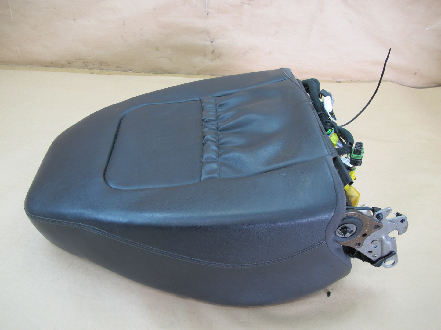 03-06 JAGUAR X100 XK8 FRONT RIGHT SEAT UPPER BACKREST LEATHER CUSHION OEM