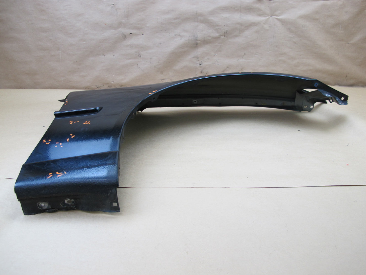 01-05 LEXUS JCE10L IS300 FRONT RIGHT FENDER SHELL COVER PANEL OEM