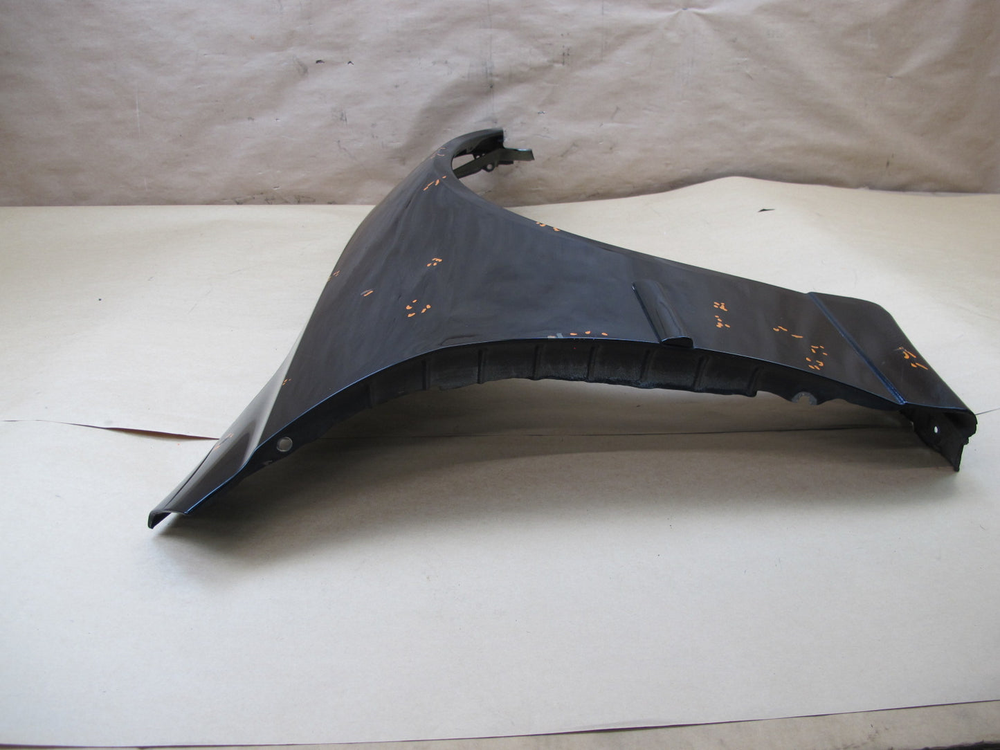 01-05 LEXUS JCE10L IS300 FRONT RIGHT FENDER SHELL COVER PANEL OEM