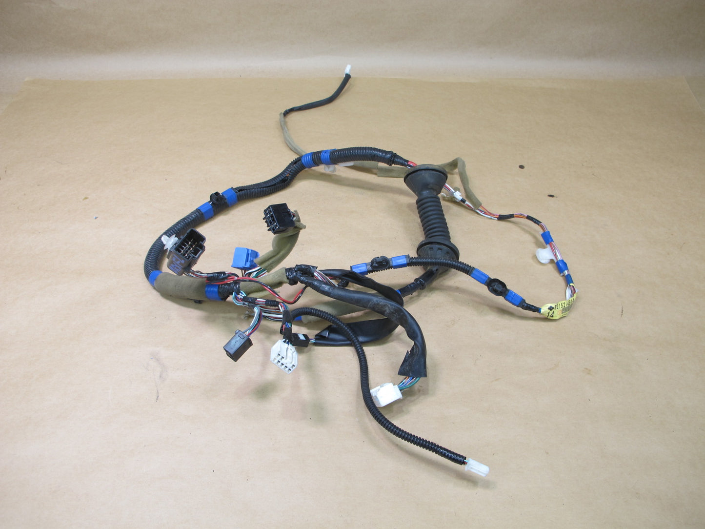 06-08 LEXUS XU30 RX400h FRONT LEFT DOOR WIRE WIRING HARNESS 82152-48140 OEM