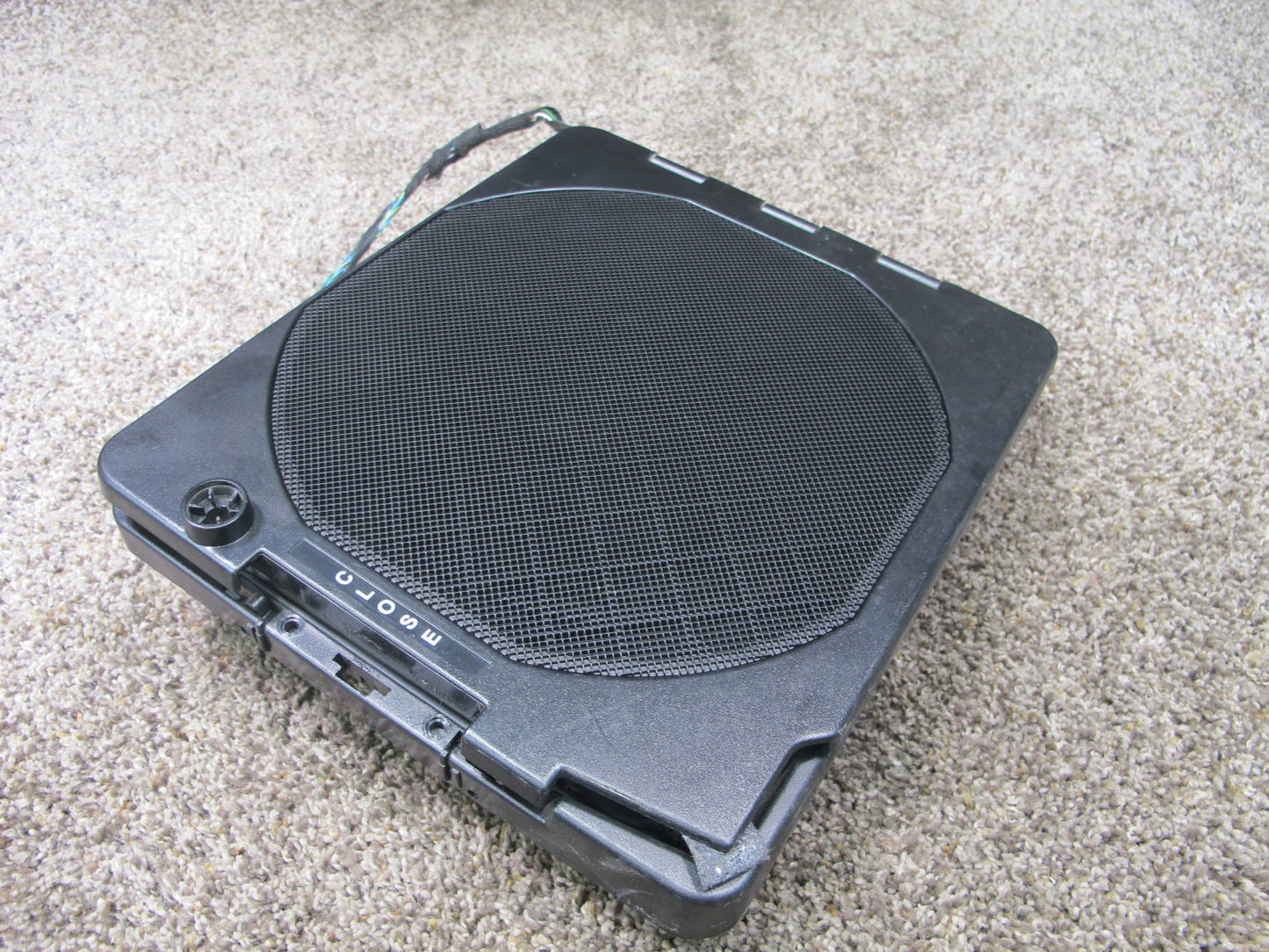 01-06 BMW E46 CONVERTIBLE REAR HARMAN KARDON HI-FI SUBWOOFER SPEAKER OEM