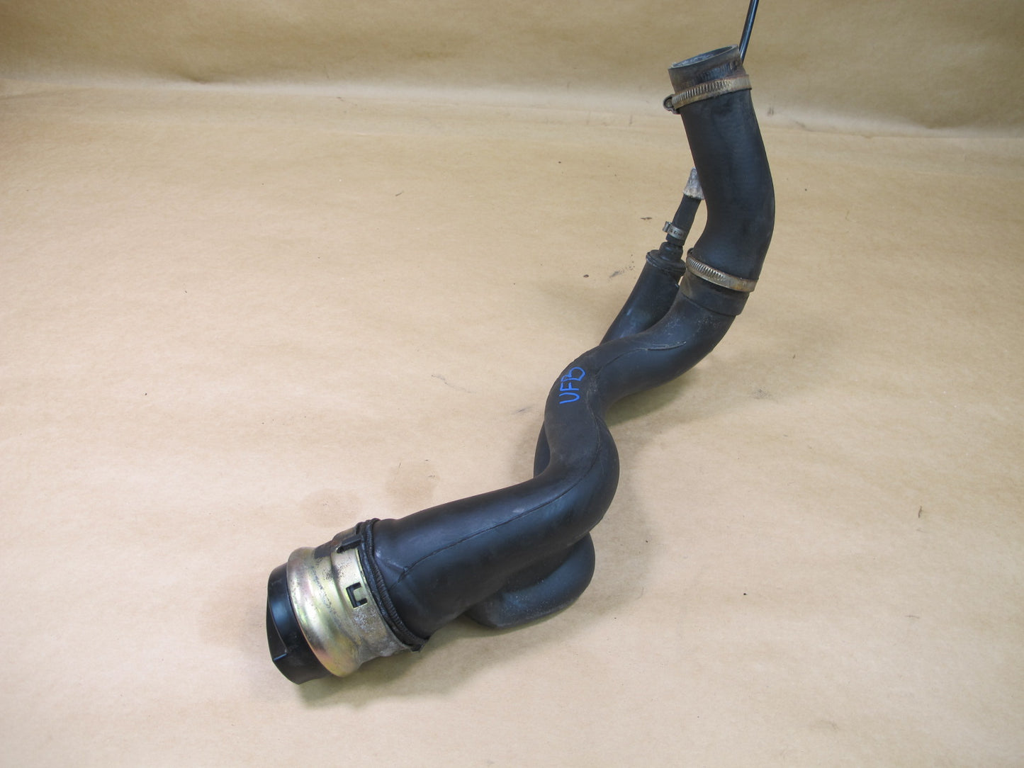 97-00 BMW E39 5-SERIES FUEL TANK FILLER PIPE NECK 1182912 OEM