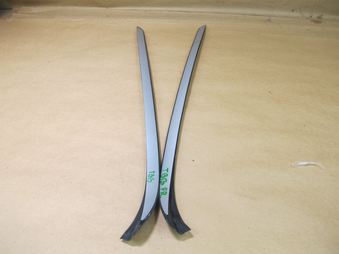 07-11 BMW E90 3-SERIES SEDAN SET OF 2 FRONT A PILLAR EXTERIOR TRIM PANEL OEM