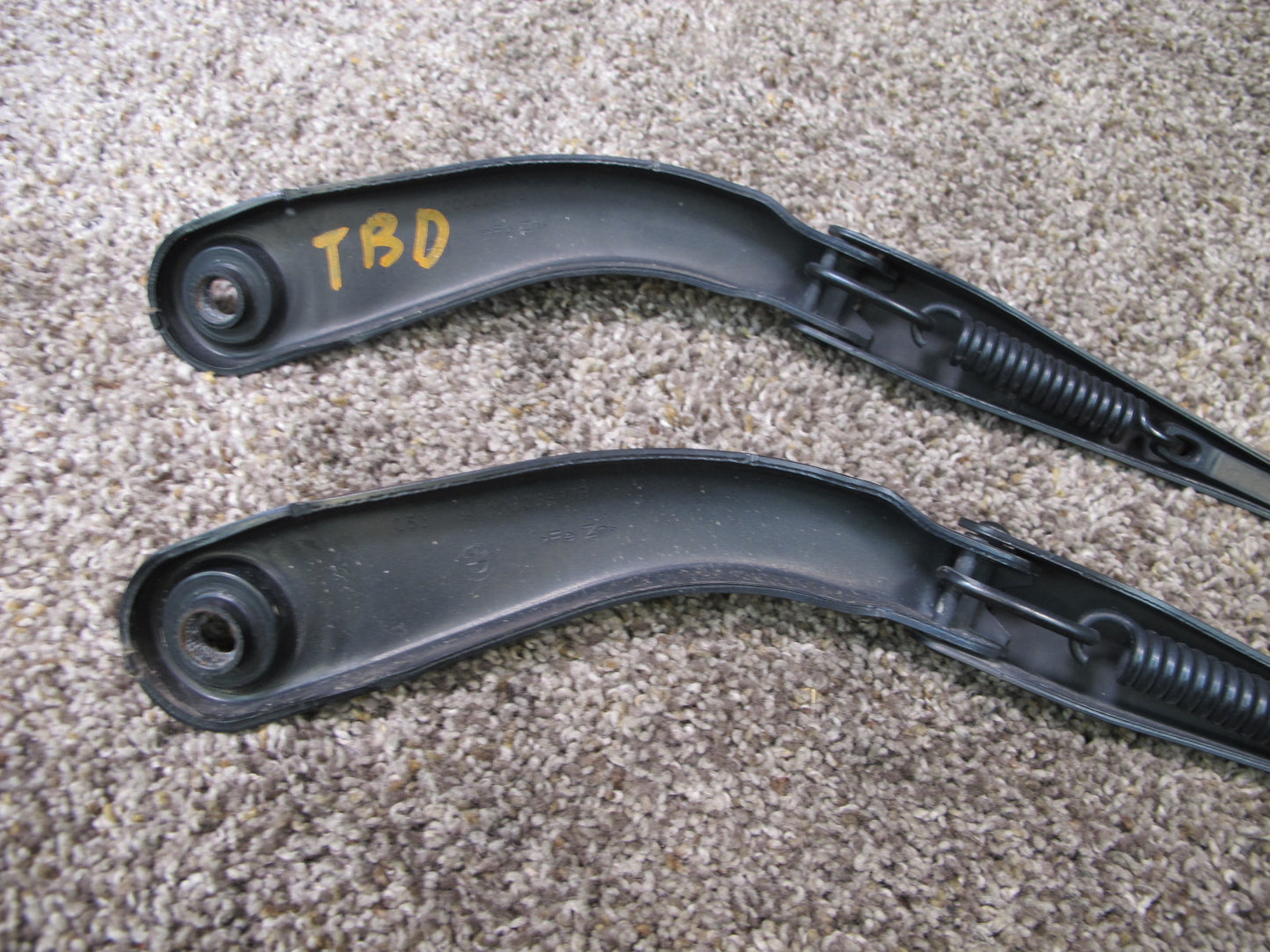 14-16 BMW F30 F31 SET OF 2 FRONT LEFT & RIGHT WINDSHIELD WIPER ARM OEM