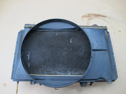 95-00 LEXUS UCF20 LS400 ENGINE COOLING RADIATOR W SHROUD 422130-9411 OEM