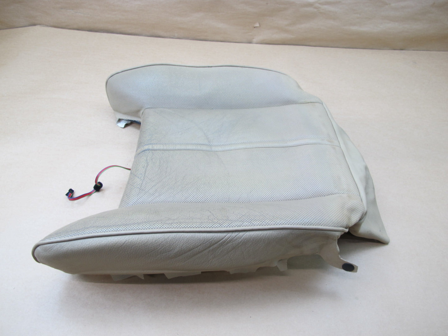 03-08 BMW E65 E66 7-SERIES FRONT LEFT SEAT LOWER LEATHER CUSHION OEM