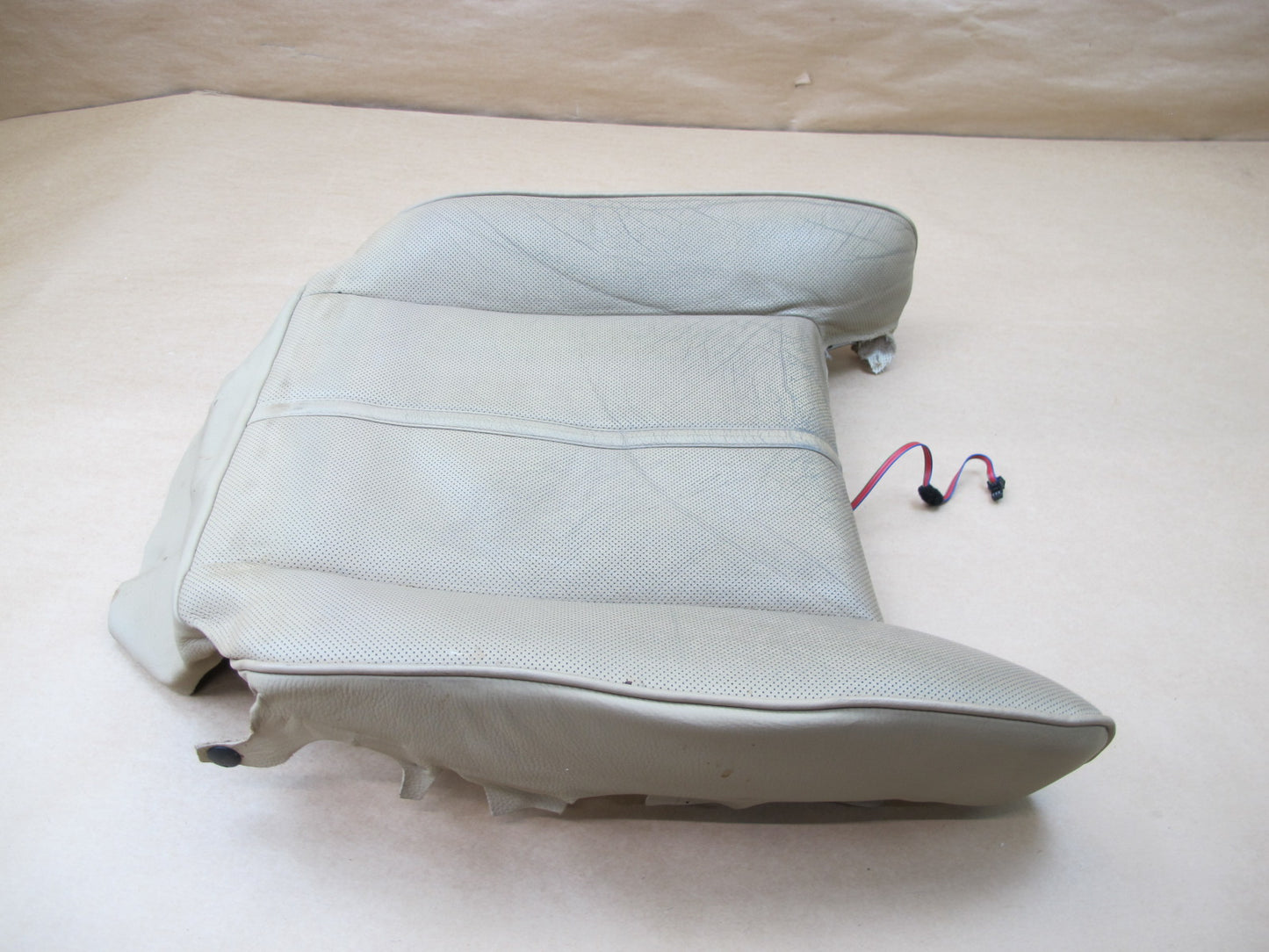 03-08 BMW E65 E66 7-SERIES FRONT LEFT SEAT LOWER LEATHER CUSHION OEM