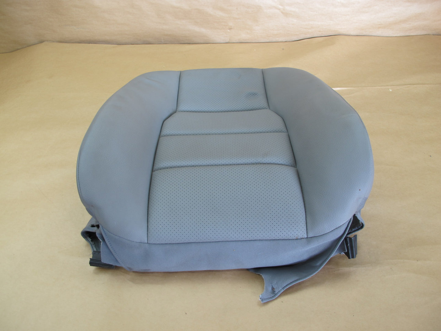 08-14 MERCEDES W204 C-CLASS FRONT RIGHT SIDE SEAT UPPER BACKREST CUSHION OEM