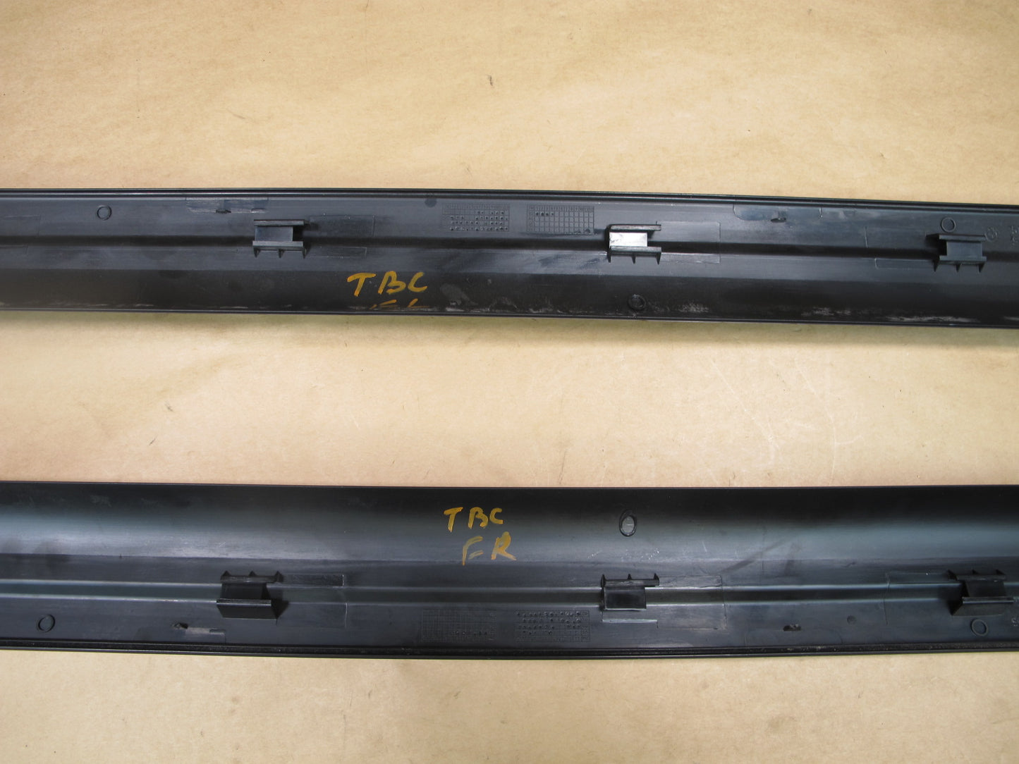 01-06 BMW E46 3-SERIES CONVERTIBLE SET OF 2 DOOR SCUFF SILL TRIM PANEL OEM