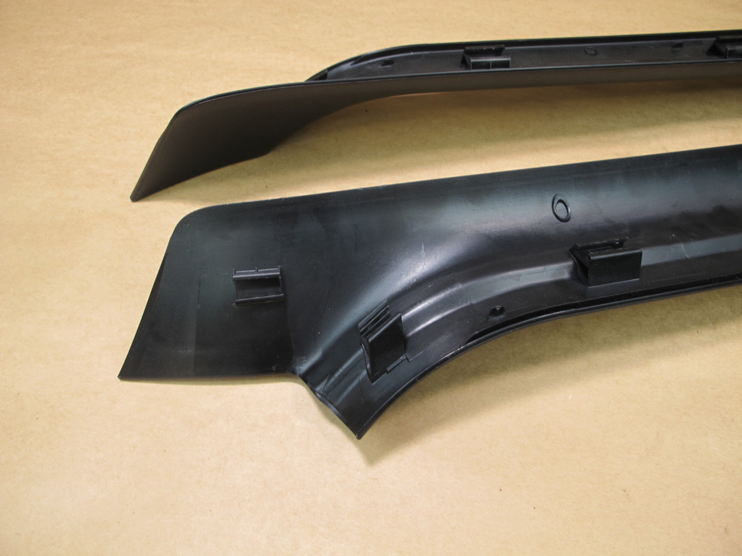 01-06 BMW E46 3-SERIES CONVERTIBLE SET OF 2 DOOR SCUFF SILL TRIM PANEL OEM